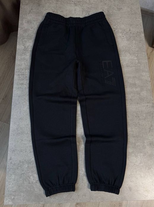 Штани EA7 Нові Колекції