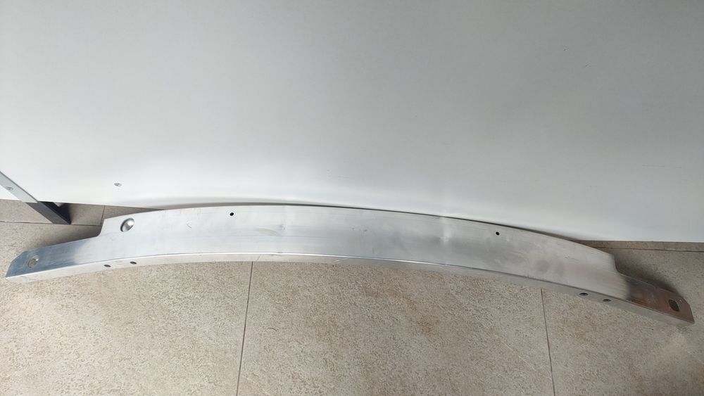 REFORÇO PARA CHOQUES FRT TESLA MODEL 3 01/17- (ALUMINIO)