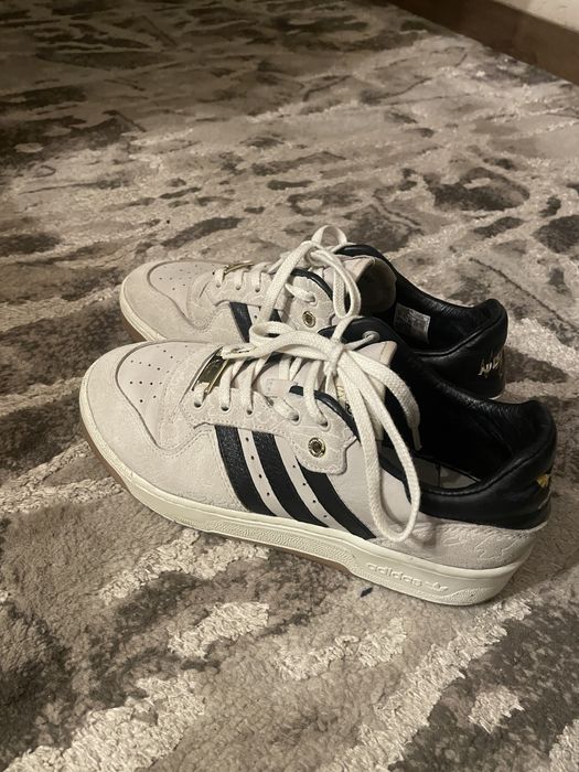 Adidas & Nadeshot Rivalry Chalk Pearl лімітована колаборація замша