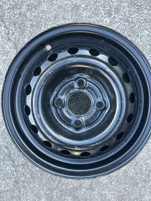 Шини та диски R13 нові