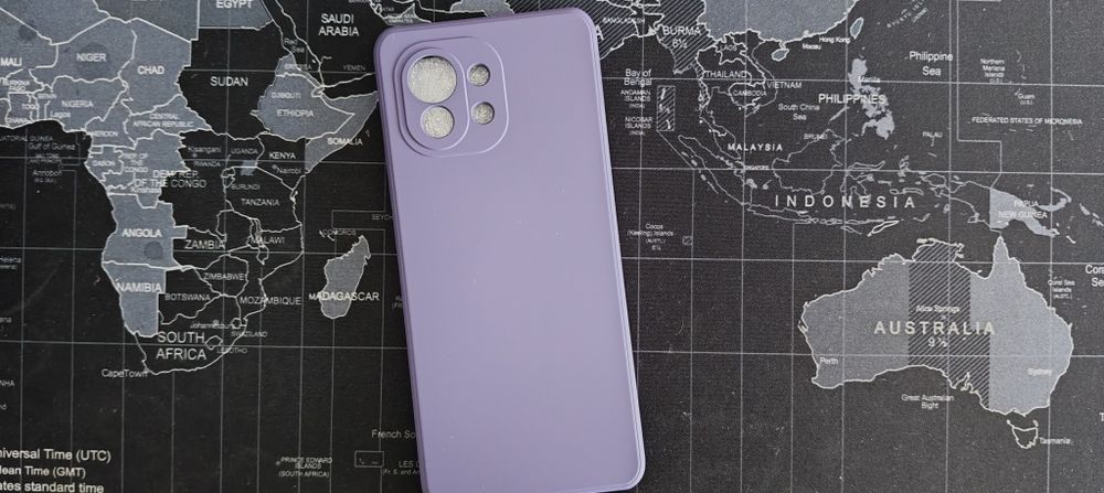 iPhone XR + Xiaomi Mi 11 Cases64750734594563123