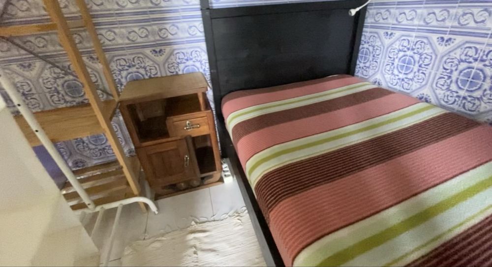 Quarto partilhado em mini-quintinha – c/ animais e horta biológica