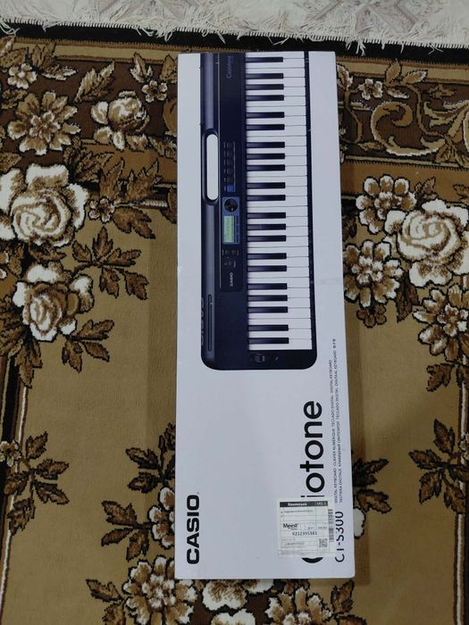 Синтезатор Casio