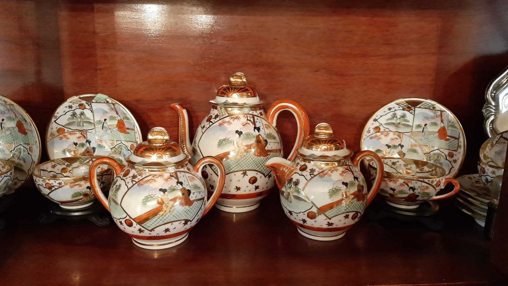 Very old tea set (over 100 years old)
