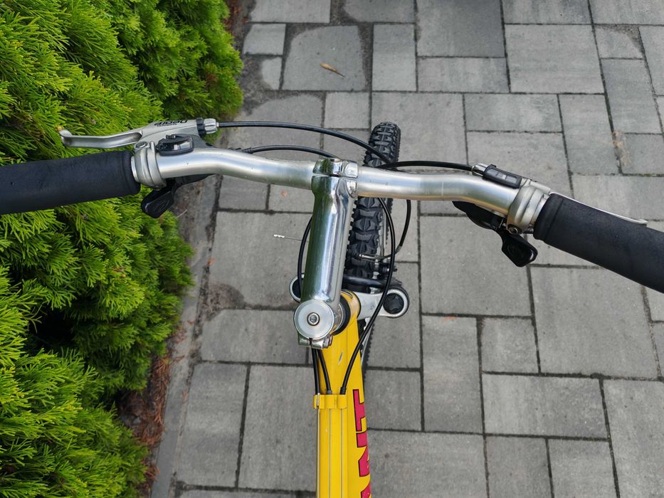 Giant Boulder Team rower MTB