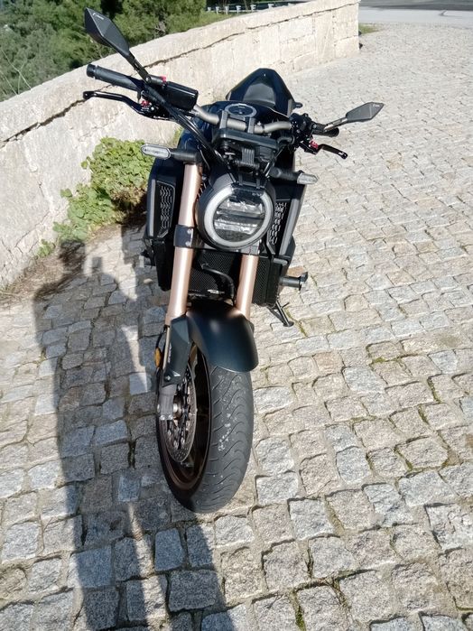 Vendo Honda CB 650 R