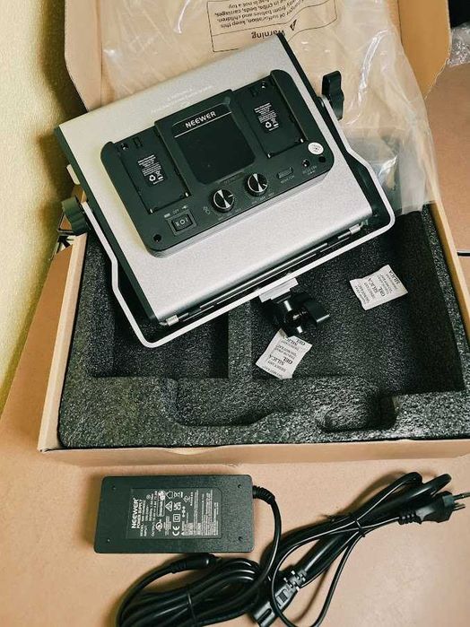 Painel LED Neewer 660 PRO II RGB com Controlo App (NOVO A ESTREAR)
