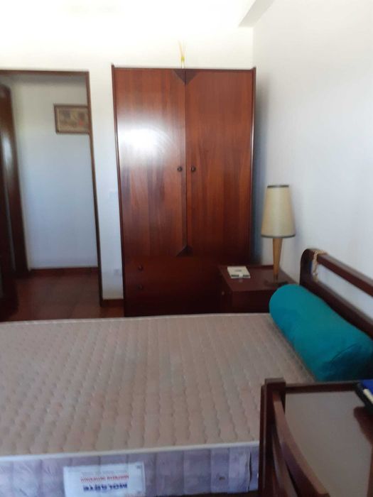 Quarto solteiro madeira maciça