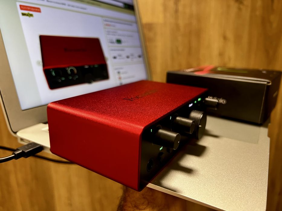 Звуковая карта Focusrite Scarlett Solo 4th Generation