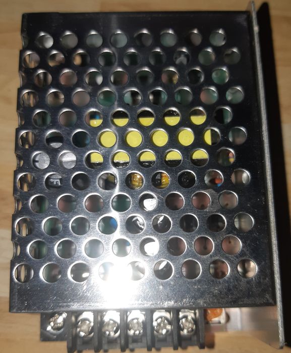 Блок питания 12-14 в 2 А