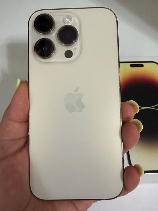 Продам iPhone 14 Pro (256)