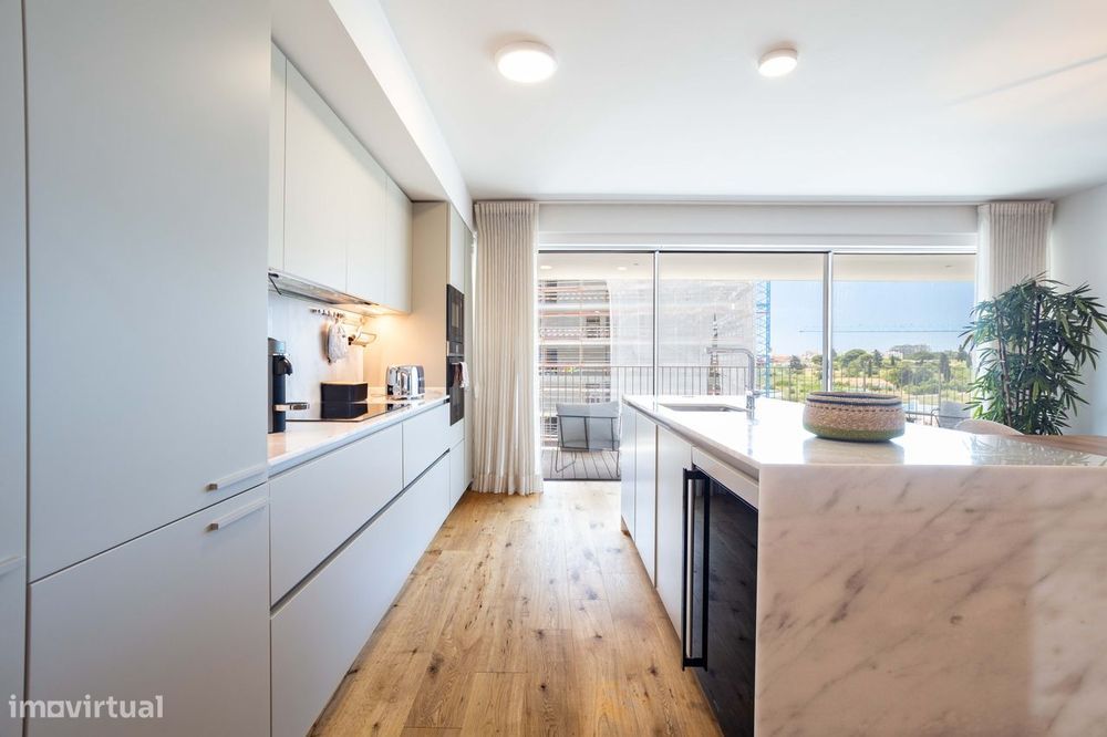 T3 de Luxo no Lotus Living com Vista Rio, Terraço, Piscina e 2 Estacio