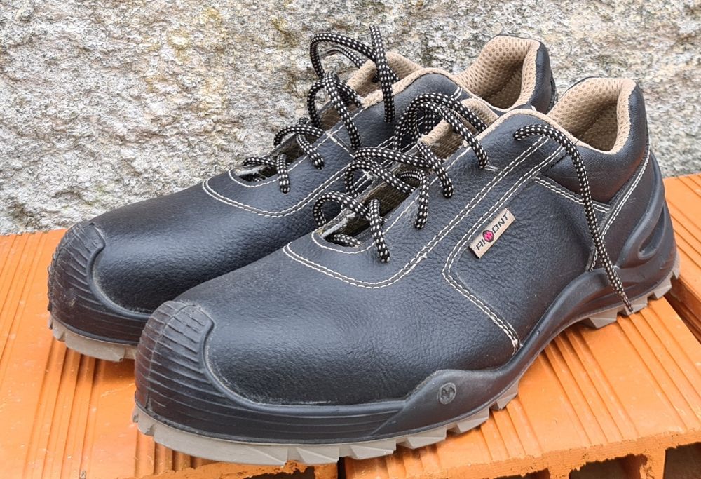 Aimont Trimaster Professional Footwear64552692352514120