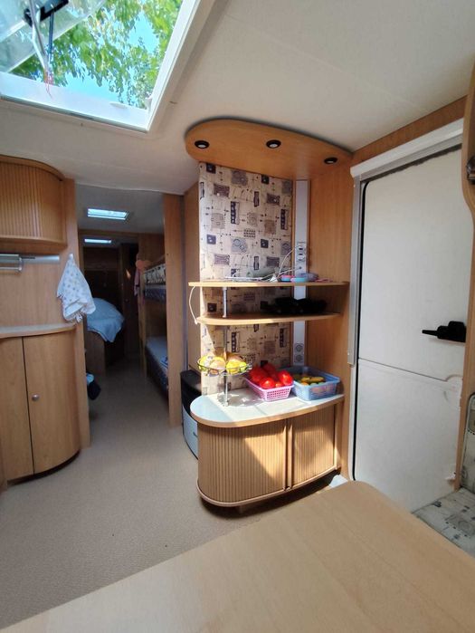 Bürstner 720 TK Ventana Trailer Caravan – 3 Bedrooms