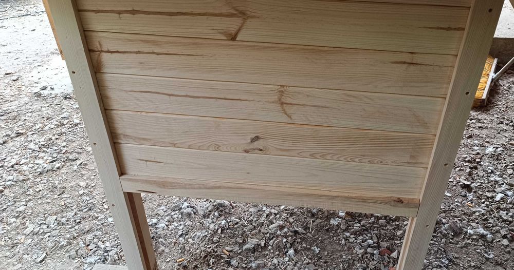 Klatka / domek dla królika – ręcznie wykonana z drewna