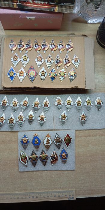 Коллекция значков