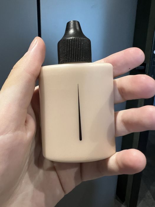 Radiant Тональний крем