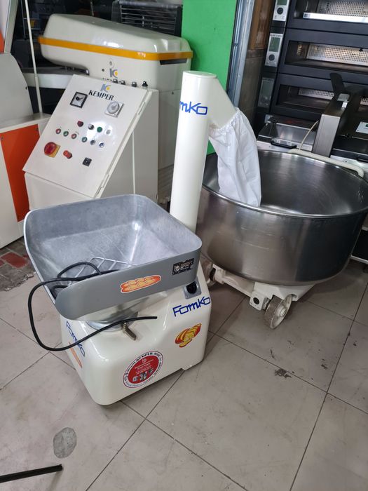 Мукопросеиватель Мукопросіювач  Fomko turbo c магнитоной сеткой