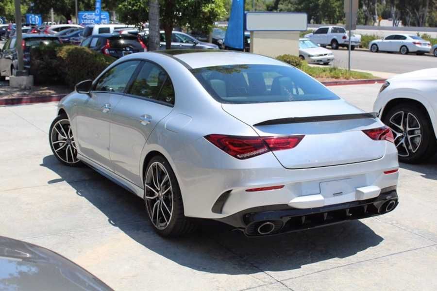 Aileron / lip / spoiler traseiro em preto piano brilhante para Mercedes CLA C118 +2019, LOOK CLA35 / AMG em plástico ABS