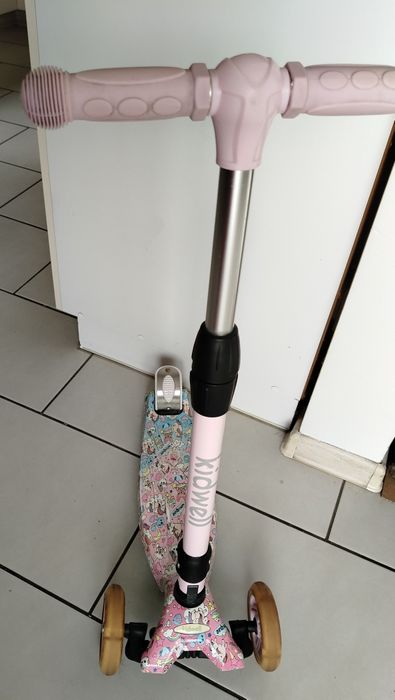 Hulajnoga trójkołowa balansowa Kidwell Vento