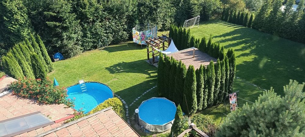 Будинок Садиба "Чаверед" біля Львова- для проживання і відпочинку