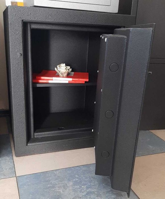 Сейф взломовогнетривкий Булат 5 клас опору новий