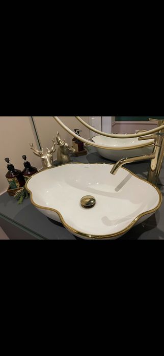 Umywalka rea muszla i kran