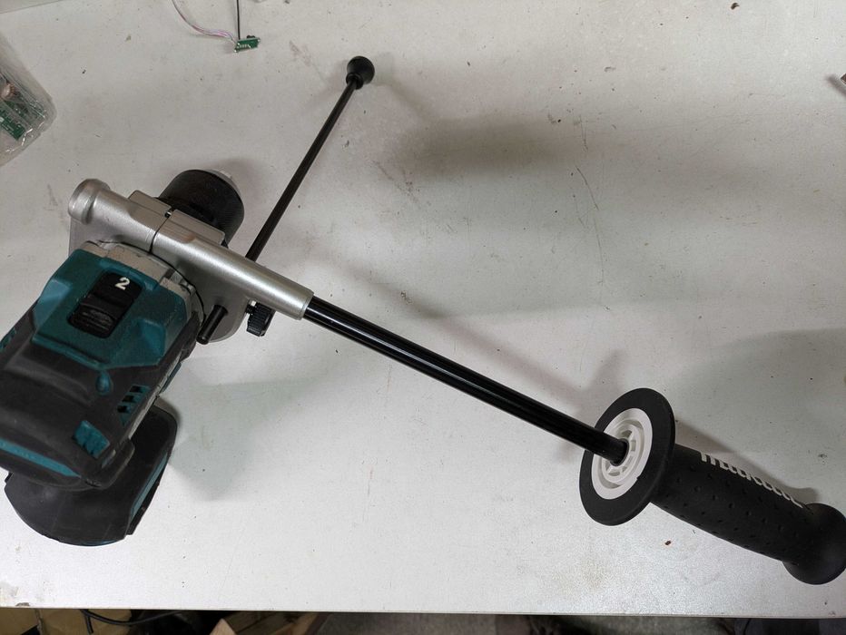 Makita DHP486 Berbequim Combinado elevado torque