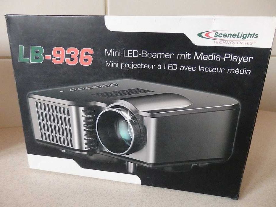 Kolorowy Mini Projektor SceneLights LB-936.