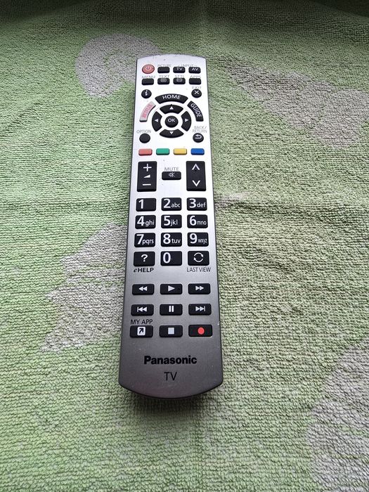 Pilot do telewizora Panasonic