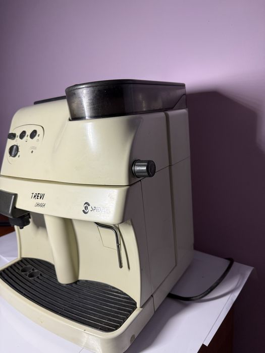 Кавомашина SAECO Trevi Chiara — Надійна італійська класика