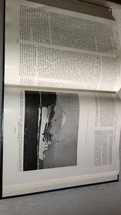 Livro antigo Modern Fishing of the World 1959