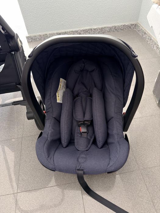 Carrinho de bebé Kikka Boo Vicenza – 3 em 1