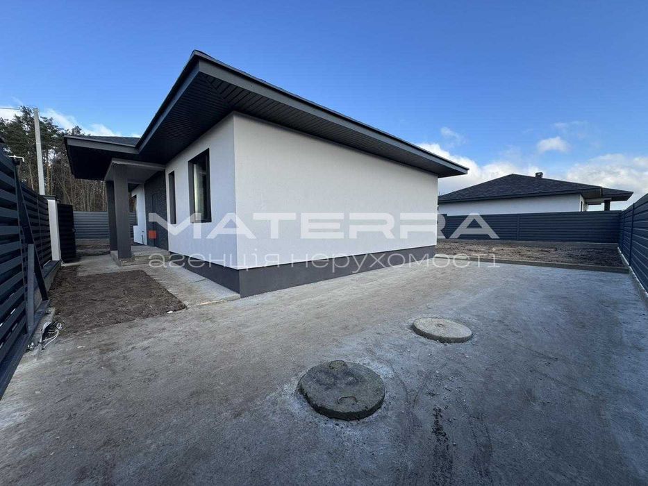 Круглик - Віта-Поштова Продаж будинку з краєвидом на ліс, під чистове