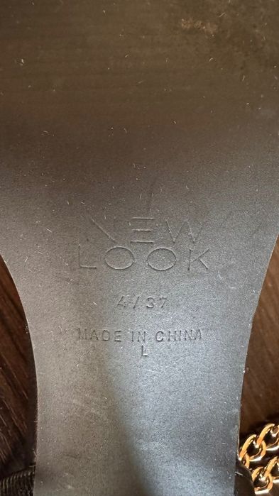 Чорні Босоніжки New look