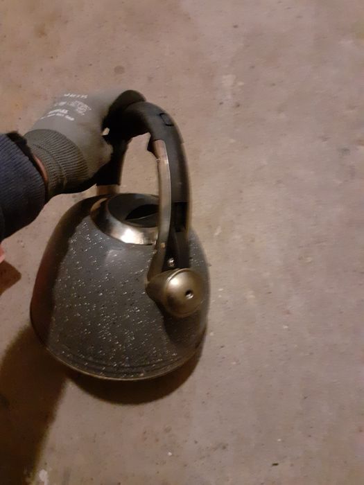 Czajnik 2,5 l mało używany