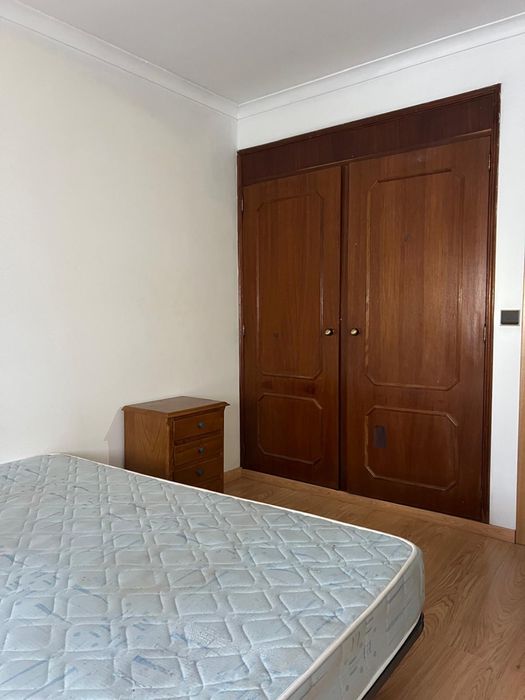 4 quartos no mesmo apartamento