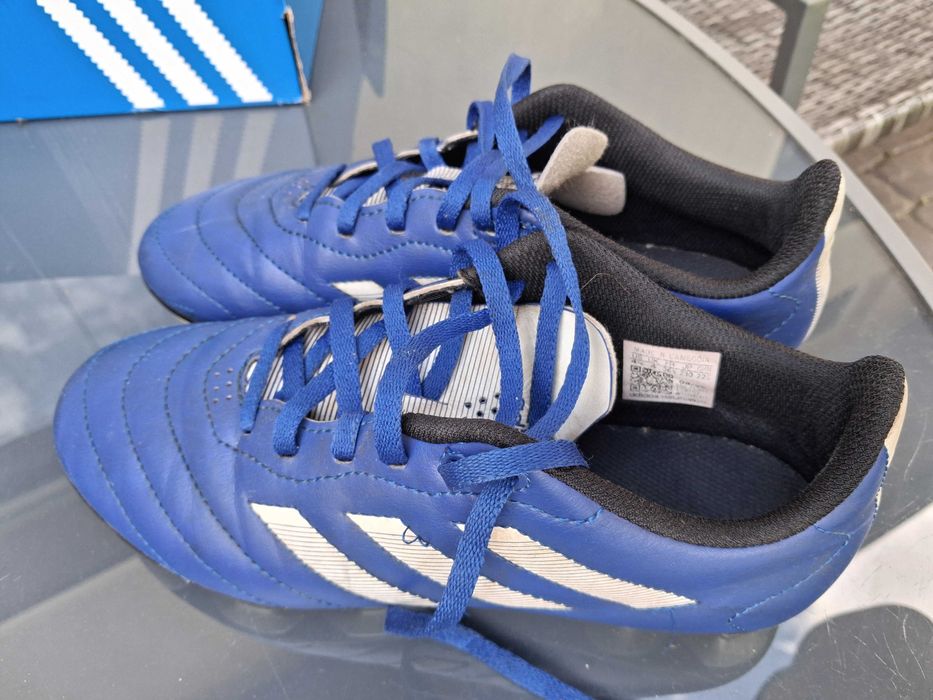 Adidas korki dla dziecka buty do piłki 36 2/3 używanie 23 cm