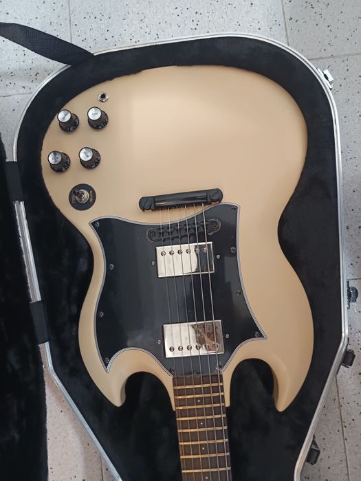Guitarra personalizada
