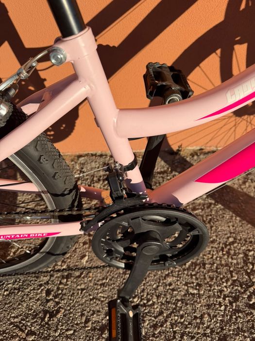 Bicicleta rosa (estilo passio/montanha)