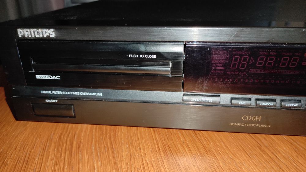 Leitor de CDs Philips CD 614  TDA 1543 (Mecânica CDM-4/19 - Revisto)