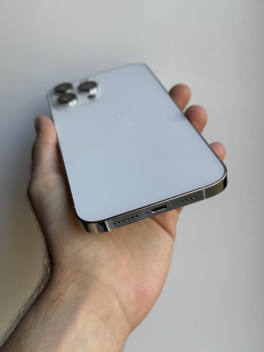 iPhone 13 Pro Max 256 Gb Silver Neverlock АКБ 89% Идеальное состояние