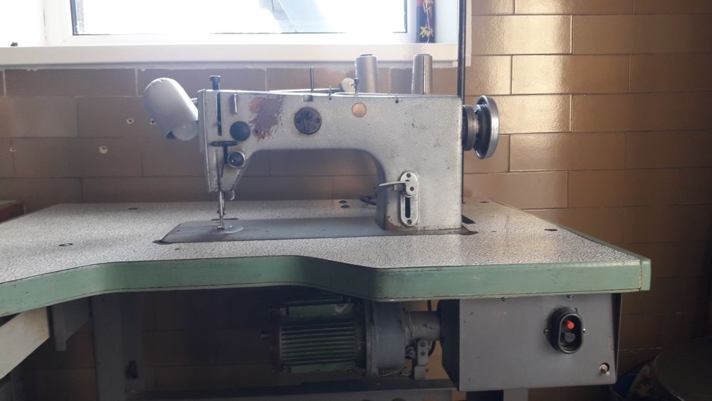 Швейні машинки промислові