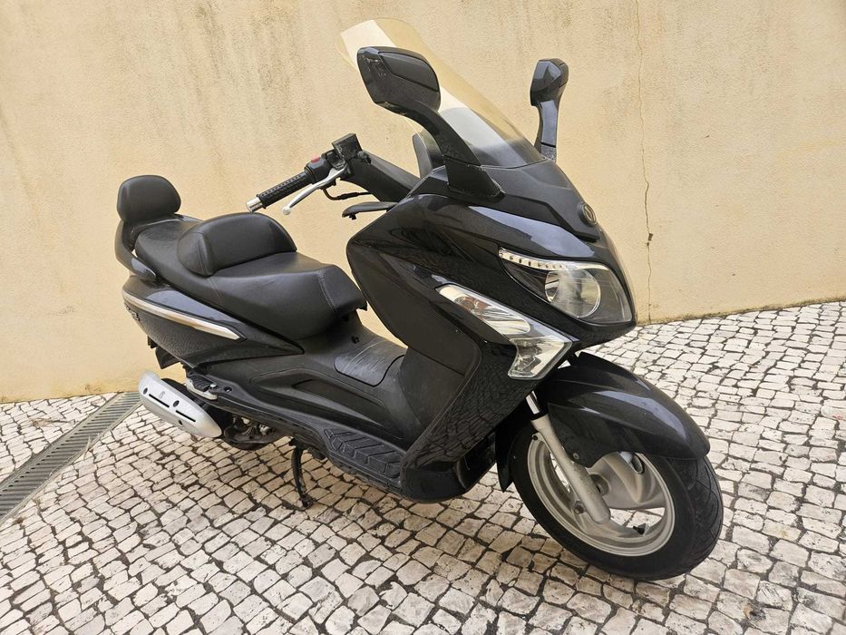 Moto Scooter SYM GTS 125cc EVO
