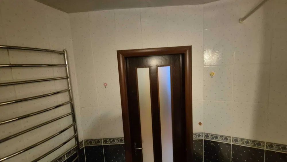 Продам гарну трикімнатну квартиру р-н Шкільний.