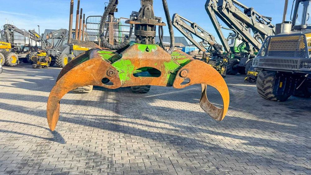 Forwarder John Deere 1110E rok 2013