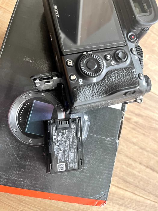 Aparat Sony Alpha 7 R III (A7R3) przeb 166k stan bdb minus