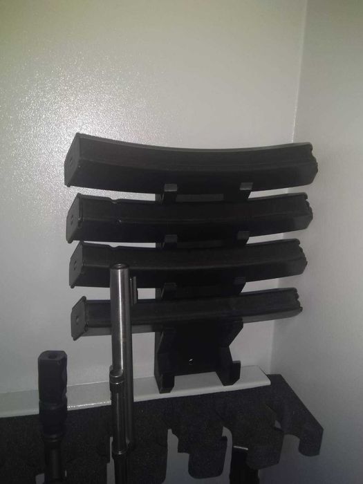 Wieszak na magazynki do AR i PPS 43 Ak47