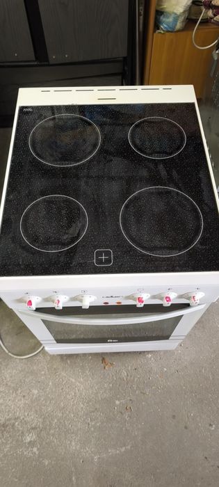 Sprzedam kuchenkę elektryczną