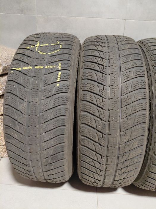 4 opony zimowe Nokian WR3 SUV 2 235/60R18 107V XL